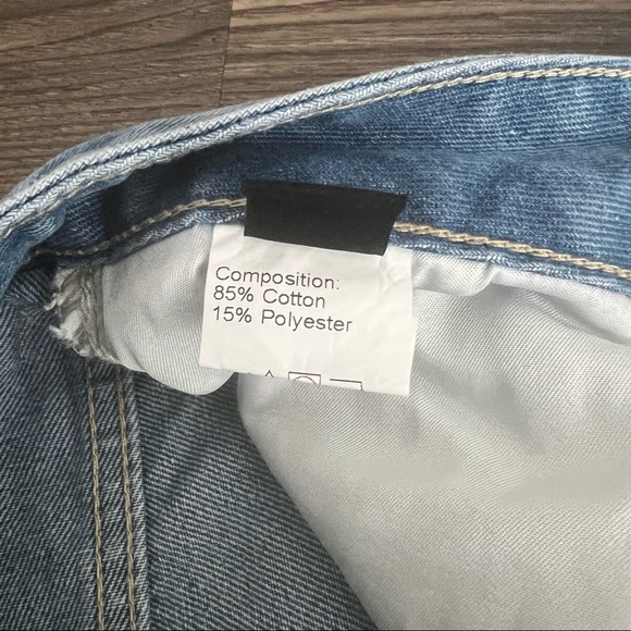 SHEIN Distressed Boyfriend High Waist Style Ripped Jeans - Picture 6 of 15